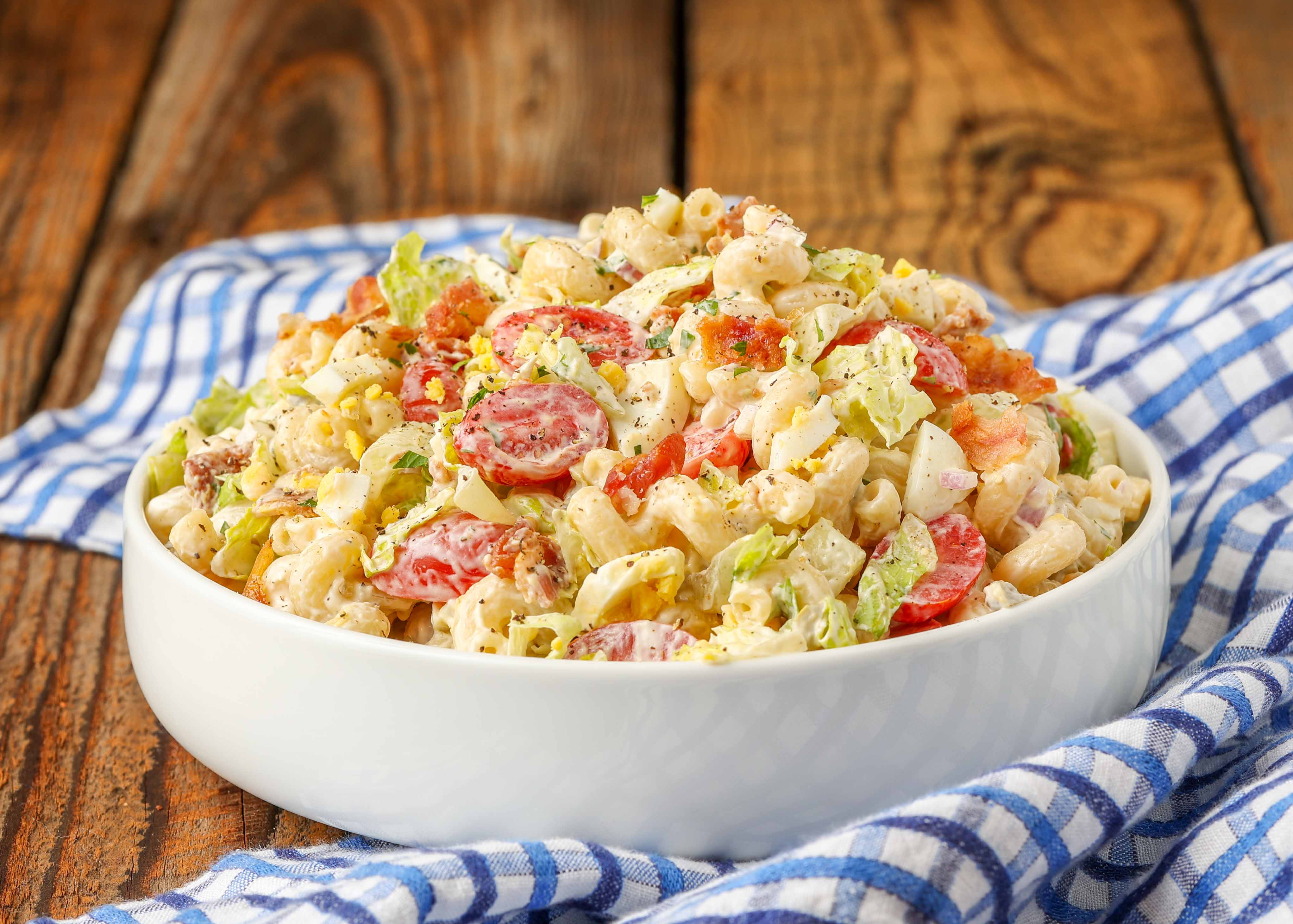 Easy Jalapeno BLT Pasta Salad: Spicy Side Dish or Hearty Meal